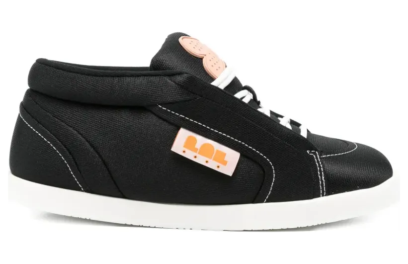 Pdf Sk8 met veters en stiksel “Black” (DFM45025S0018PX)