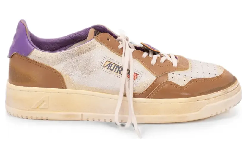 Autry Medalist distressed leather “White” (AVLMHK01)