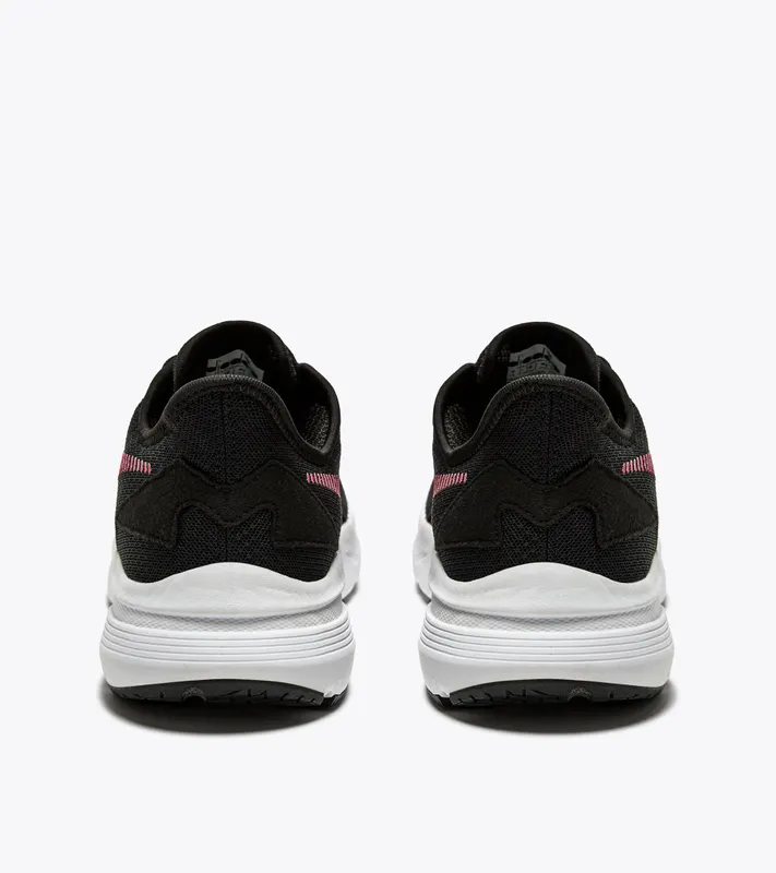 Diadora Passo 3 Black / White (c7406) – “Black” (101.179546_C7406)