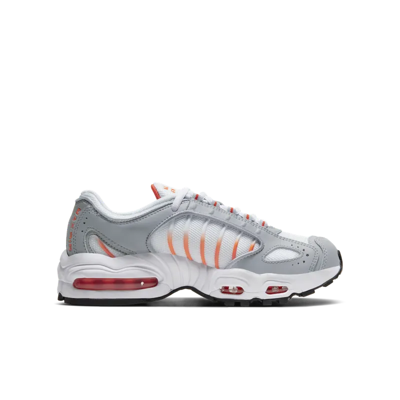 Nike Air Max Tailwind IV Older Kids’ White (BQ9810-108)