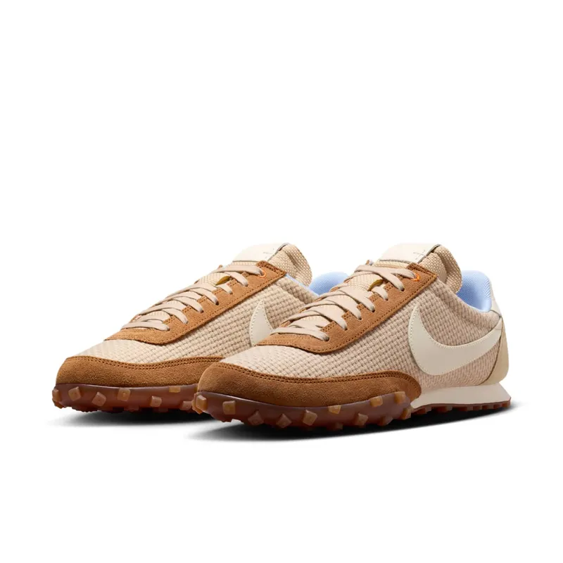 Nike Waffle Racer ’26 “Linen Light British Tan Aluminum” (IR7017-212)