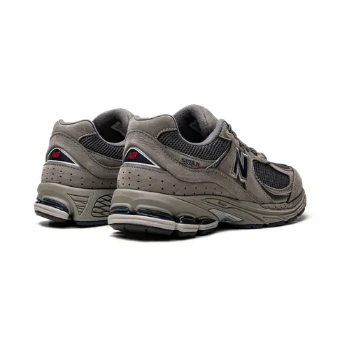 new-balance-2002 ML2002RA