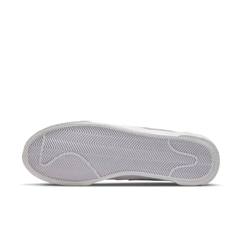 Nike x Sacai Blazer Low White Patent Leather (DM6443-100)