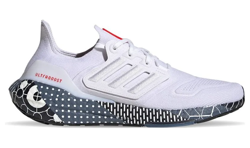 adidas Ultra Boost 22 Patchworkd Graphic Cloud White (GW6912)