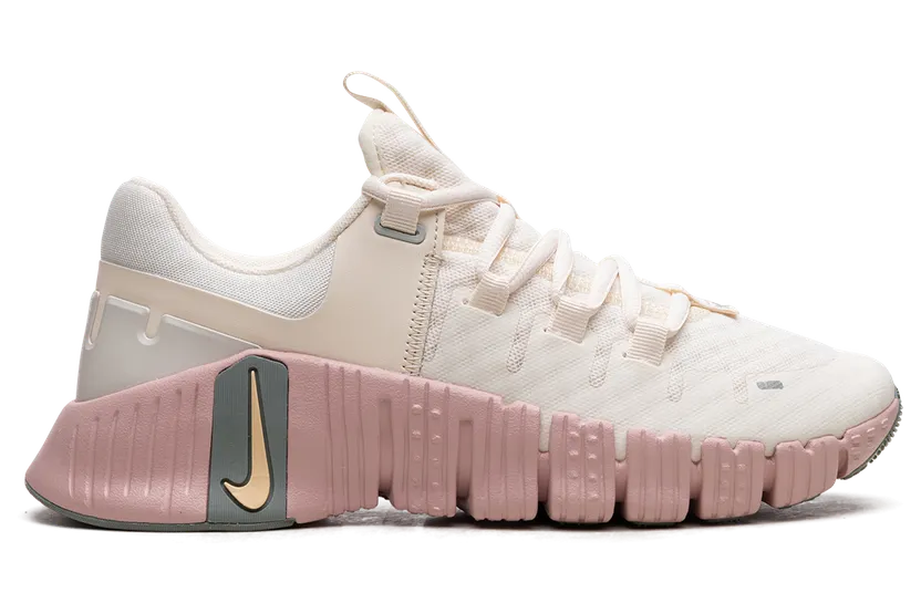 nike-free DV3950-102
