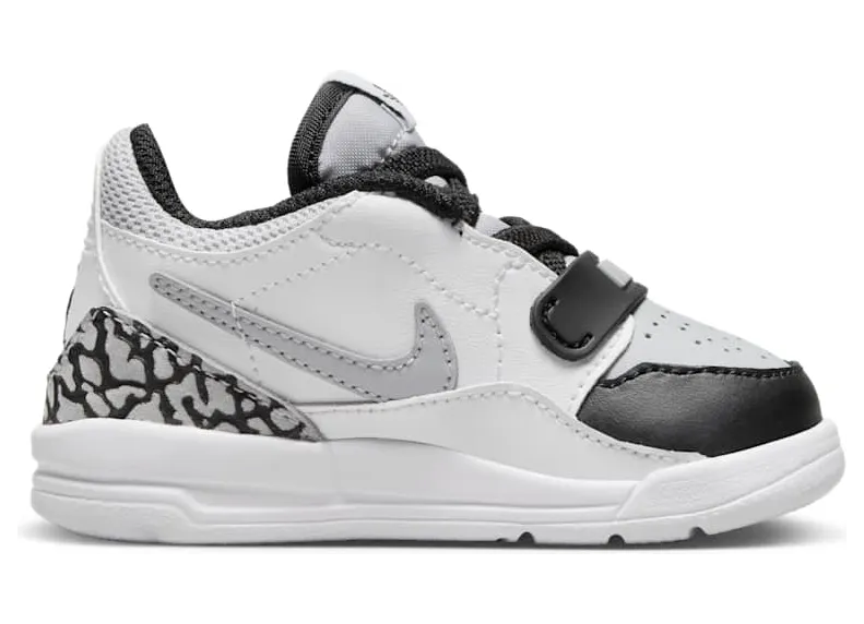 air-jordan-2-low CD9056-105