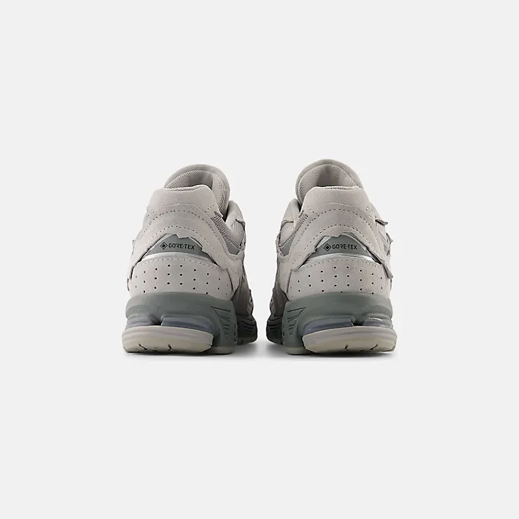 new-balance-2002r U200227R