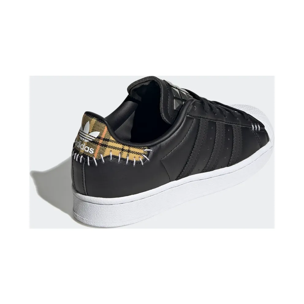 adidas Superstar Core Black / Core Black / Team Colleg Gold (GY3361)