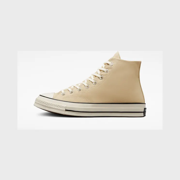 converse-chuck-taylor-all-star A03446C