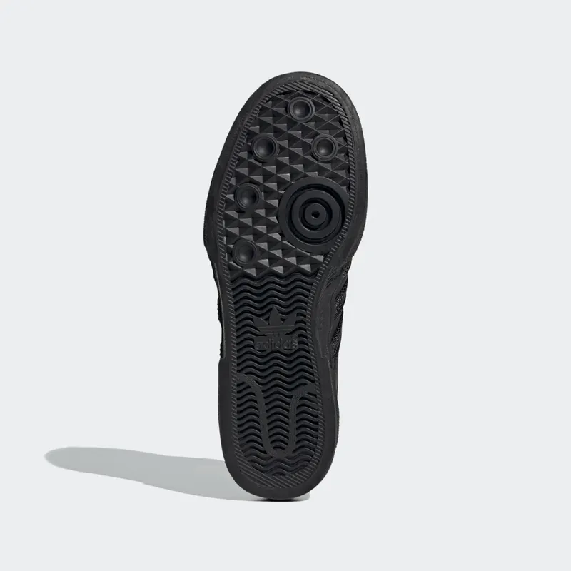 adidas Type O-8 Core Black / Core Black / Grey Six (G58121)