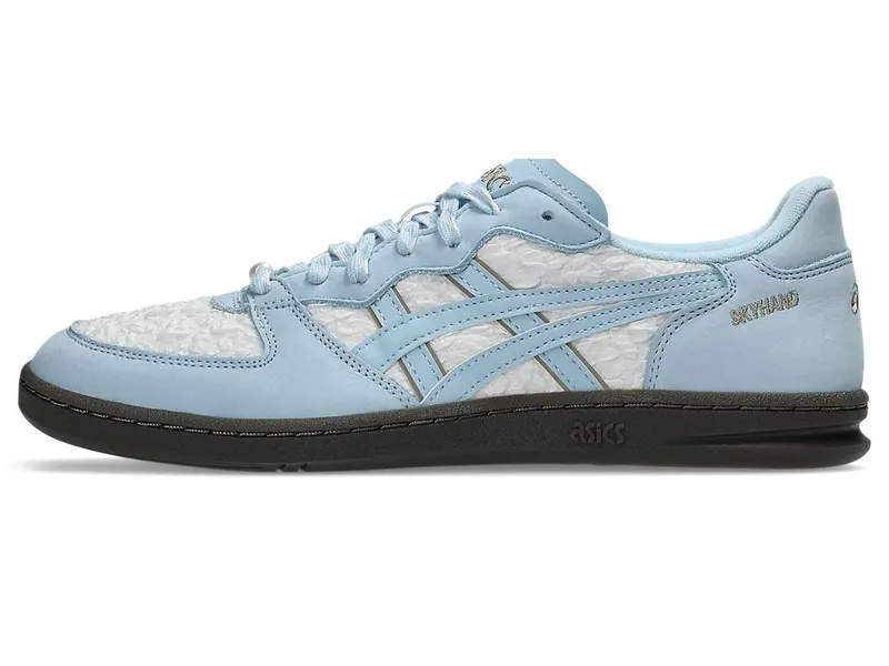 ASICS SKYHAND OG “White / Faded Denim” (1203A880-100)