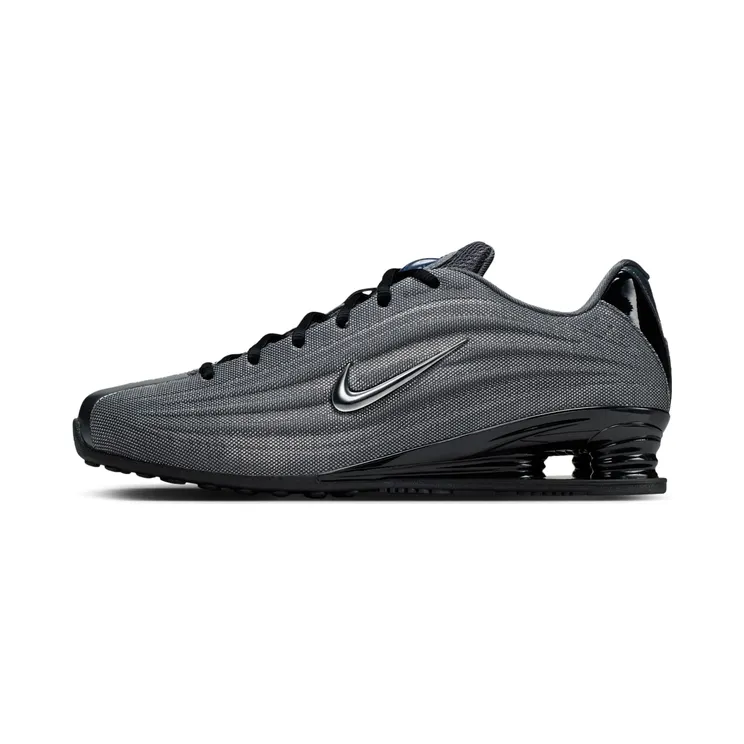 Nike Shox “Metallic Hematite / Wolf Grey / Black” (IO9319-001)