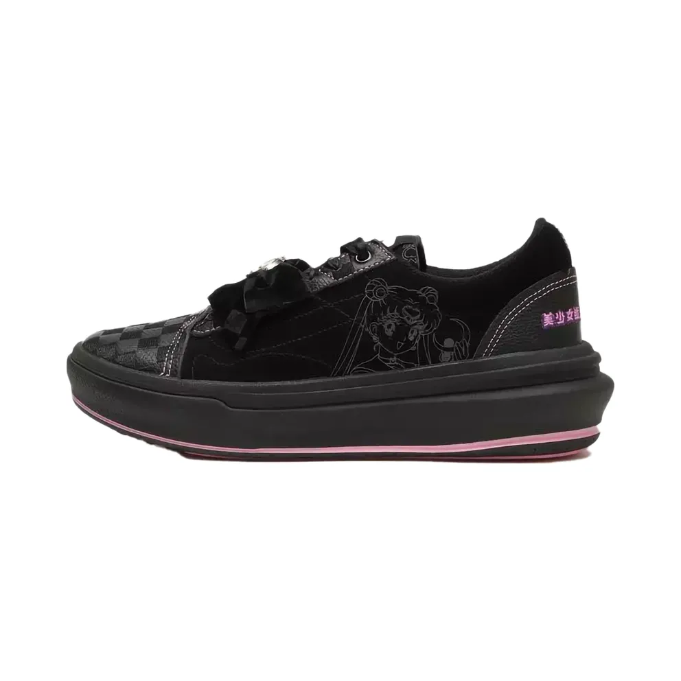 Vans Old Skool Overt ComfyCush “Sailor Moon” (VN0A7Q5E-BKA)