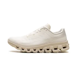On Running Cloudflow 4 “IKON White Moon” (3WE30270887)