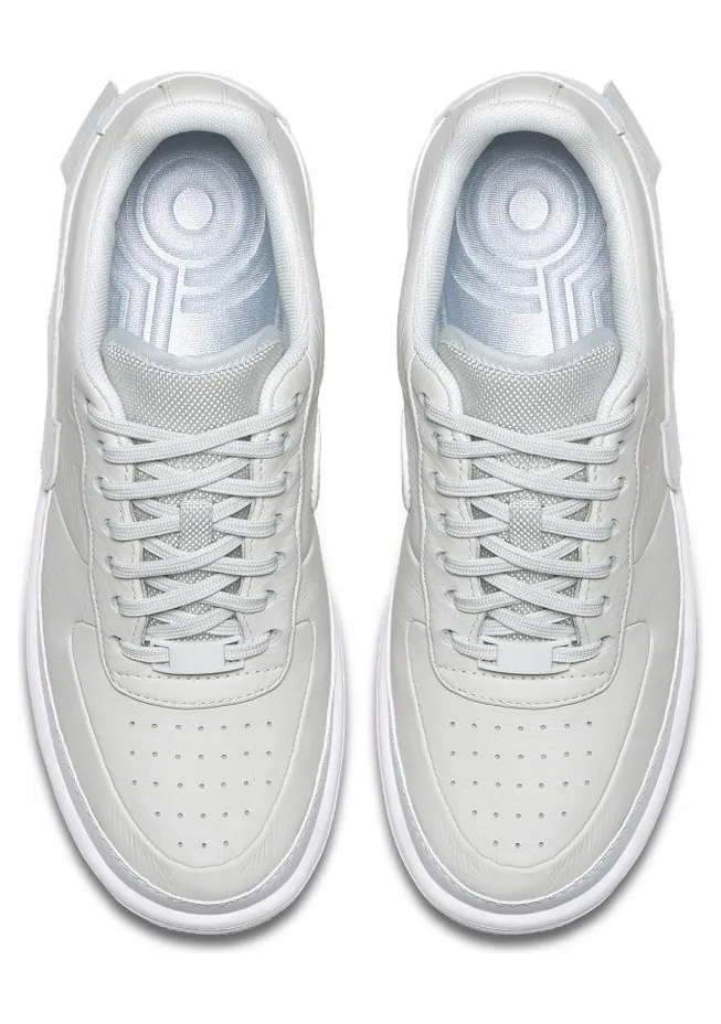 nike-air-force AO1220-100