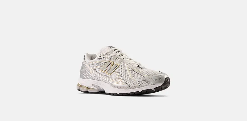 New Balance 1906R White Rain Cloud Silver Metallic (M1906RI)