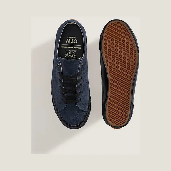 vans-style VN000EKSGED
