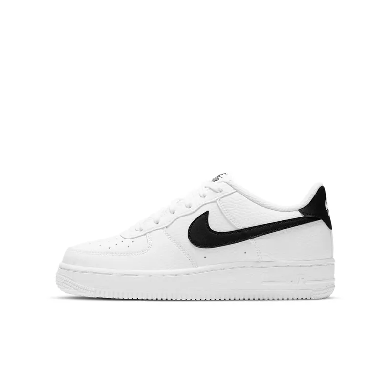Nike Air Force 1 Older Kids’ White (CT3839-100)
