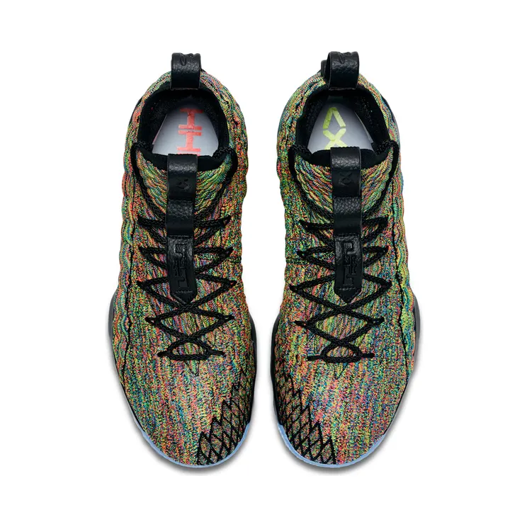 nike-lebron-15 897648-901