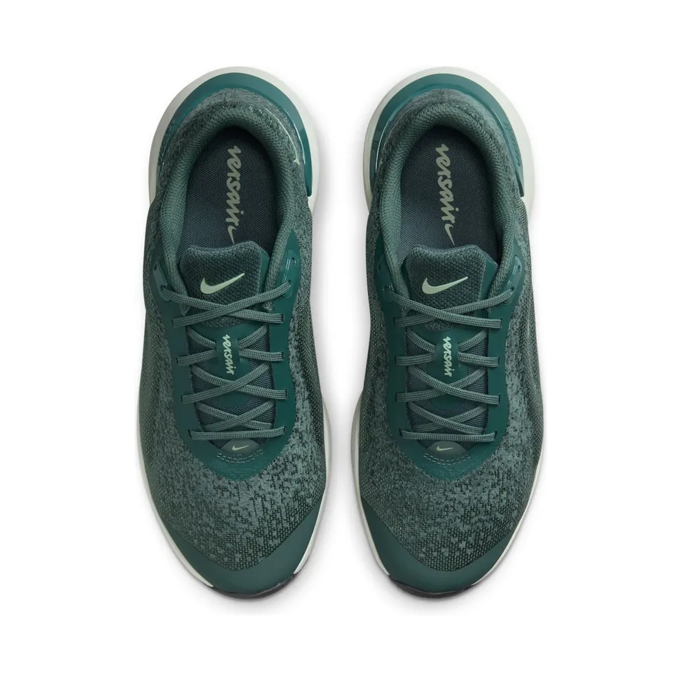 Nike Versair “Vintage Green / Light Silver / Oil Green / Jade Horizon” (DZ3547-300)
