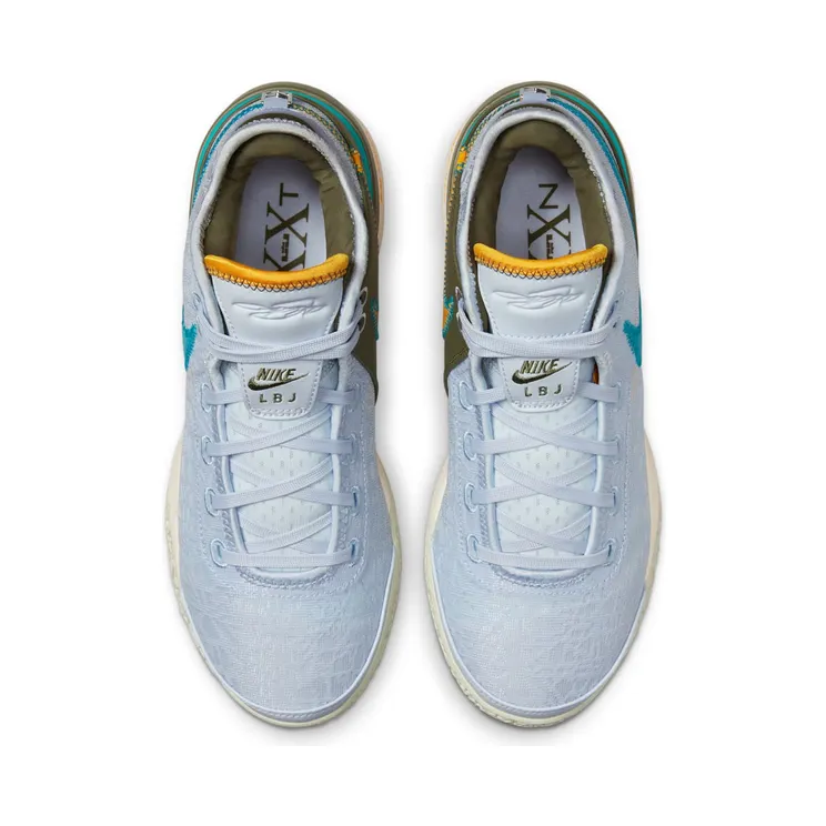 nike-zoom DR8784-400