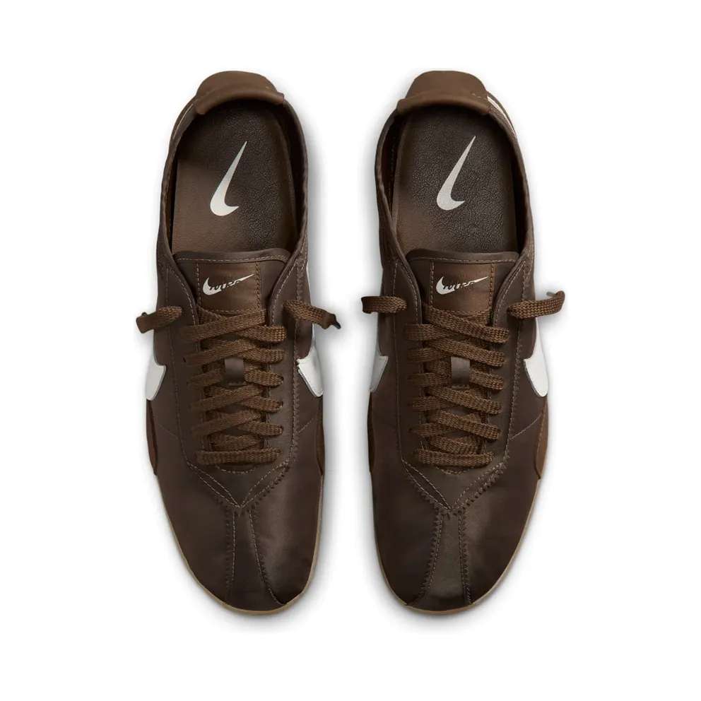 Nike Moon Shoe OG “Cacao Wow / Gum Light Brown / Sail” (IX3952-200)