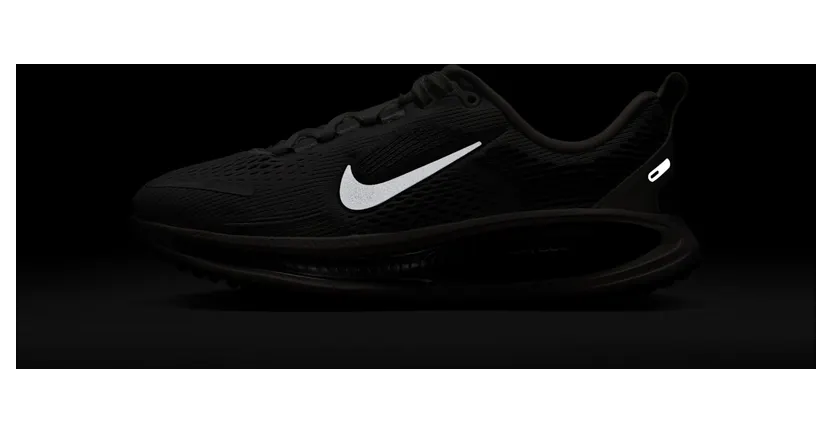 nike-vomero-18 IO9501-100