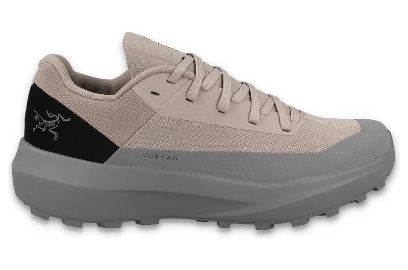 arcteryx-sneaker L08248800