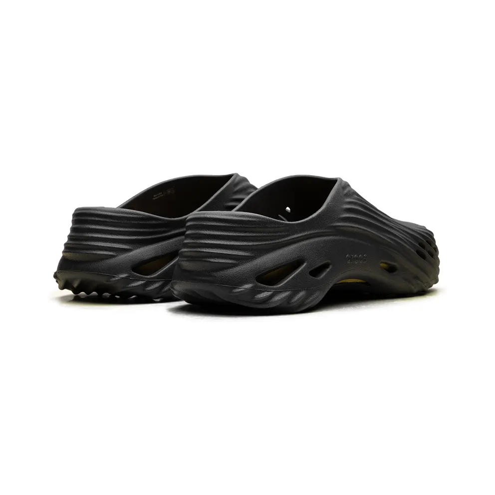 Crocs Echo Wave “Black Sand” (210521-0LD)