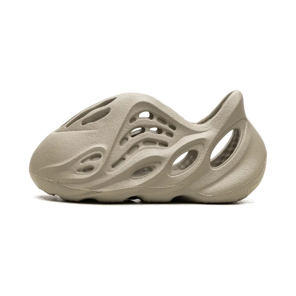 Yeezy Foam Runner Toddler “Stone Salt” (HP5336)