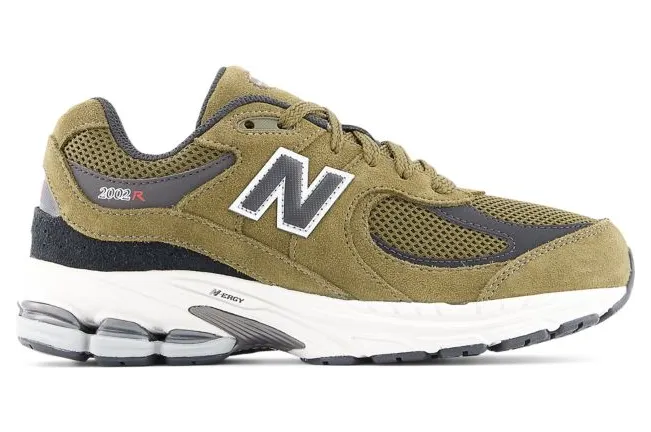 new-balance-2002r GC2002RZ
