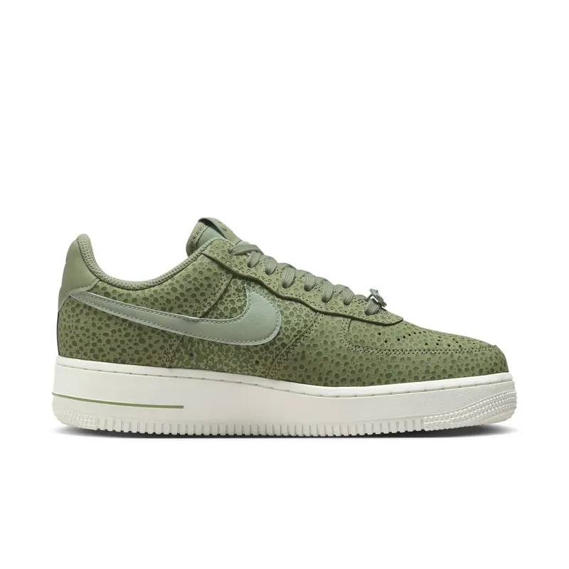 Nike AIR FORCE 1 ’07 “Green” (FV6519-200)