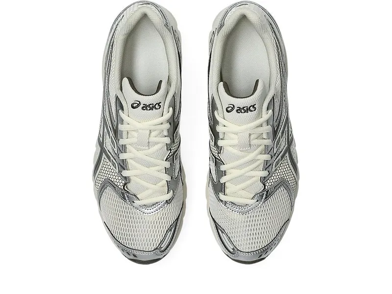 ASICS GEL-DS TRAINER 14 “Cream / Clay Grey” (1203A607-110)