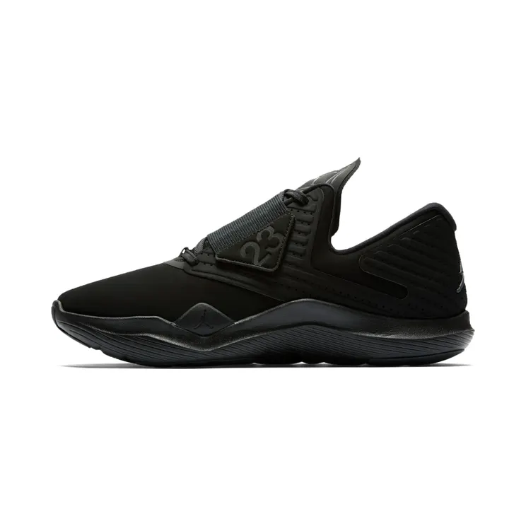 Jordan Relentless “Black / Anthracite” (AJ7990-001)