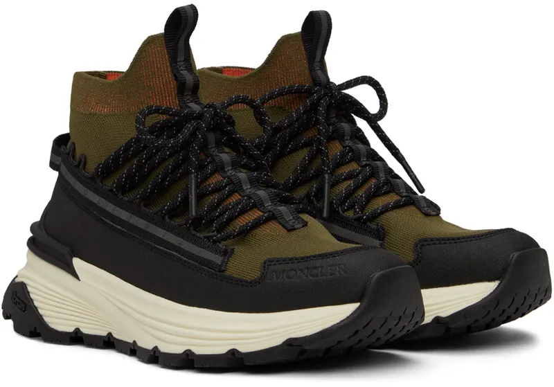 Moncler White Monte Runner (H209B4M00140M2056)