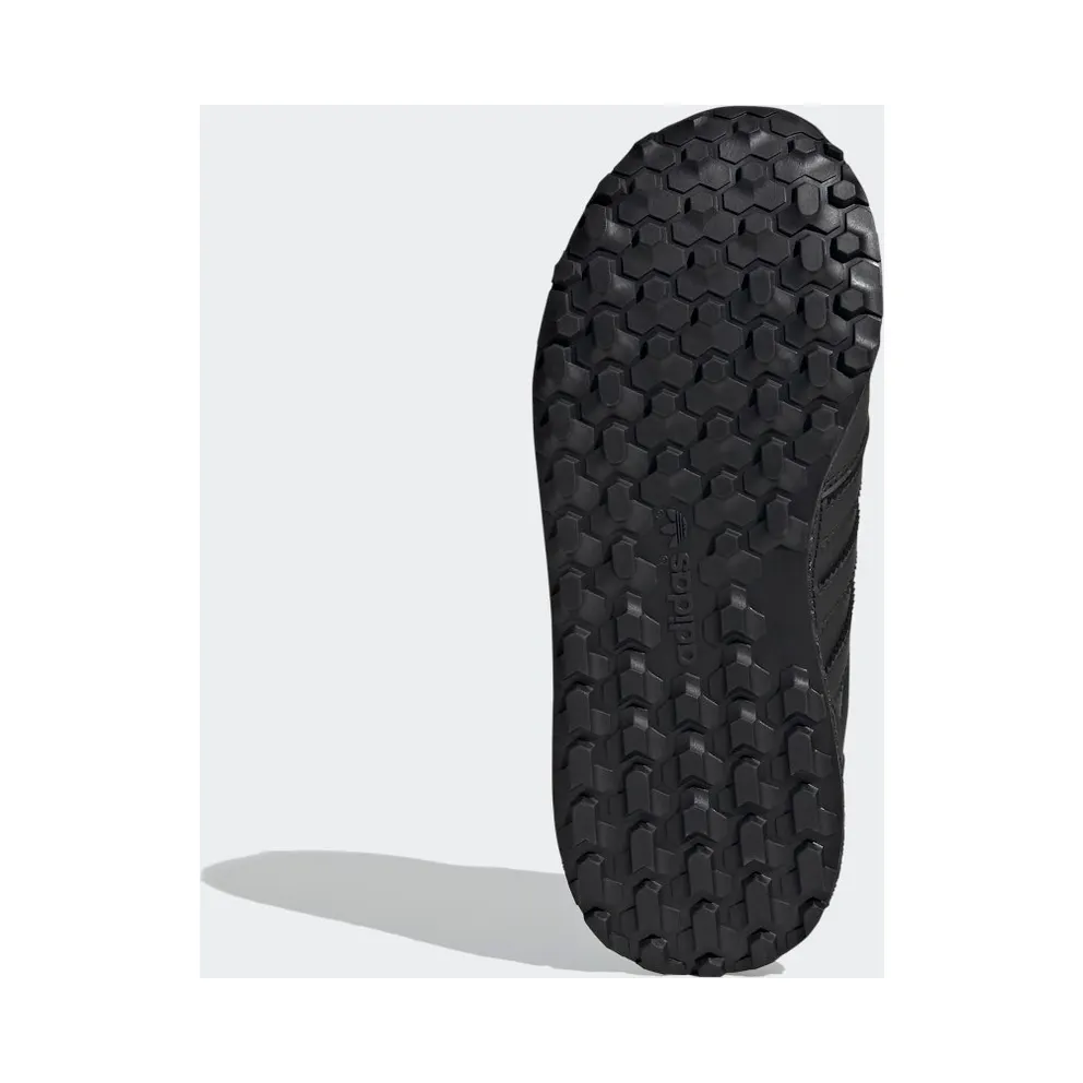 adidas Forest Grove Core Black / Core Black / Core Black (EG8959)