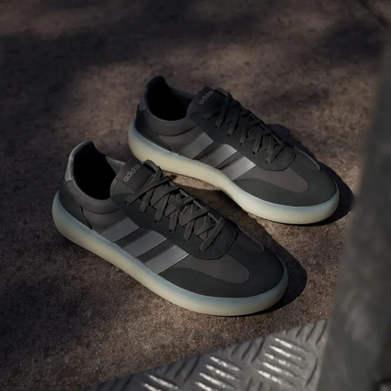 Adidas Barreda Decode Core Black / Iron Metallic / Carbon (JP9671)