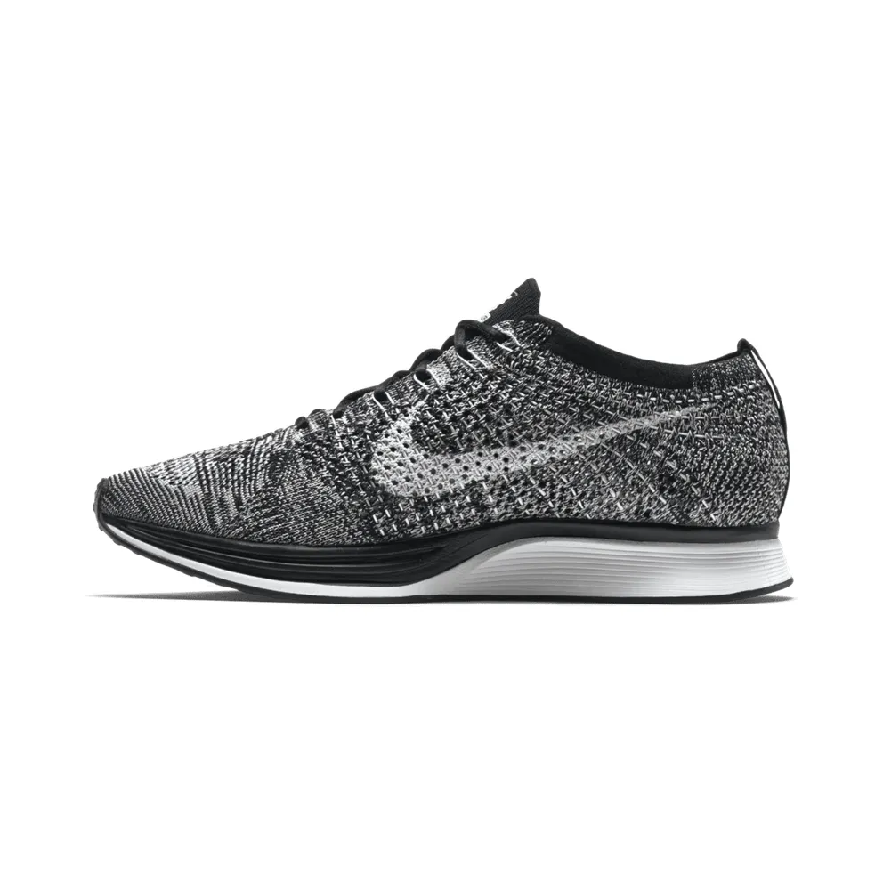 Nike Flyknit Racer Oreo 2.0 (526628-012)