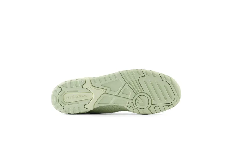 New Balance 550 “Monochromatic Pack – Deep Lichen Green” (BB550MCC)