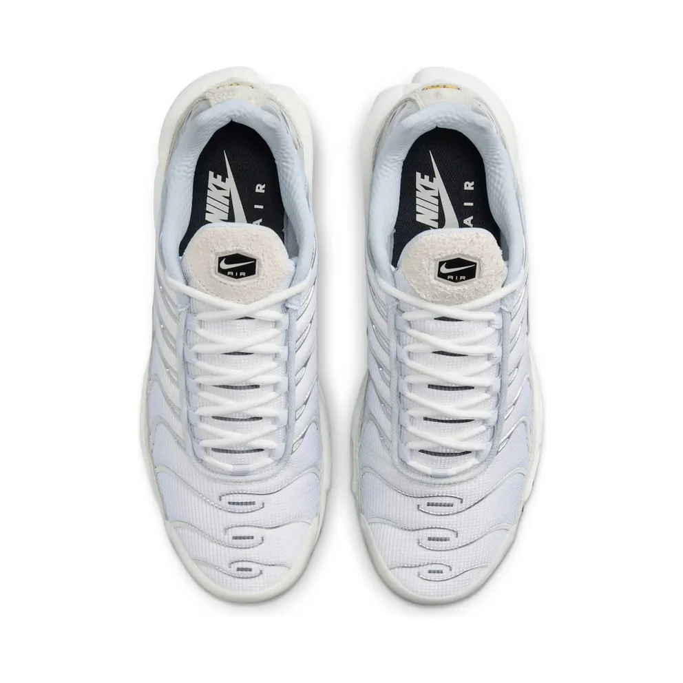 Nike Air Max Plus Pure Platinum/Sail/Wolf Grey/Metallic Silver (FN7813-001)