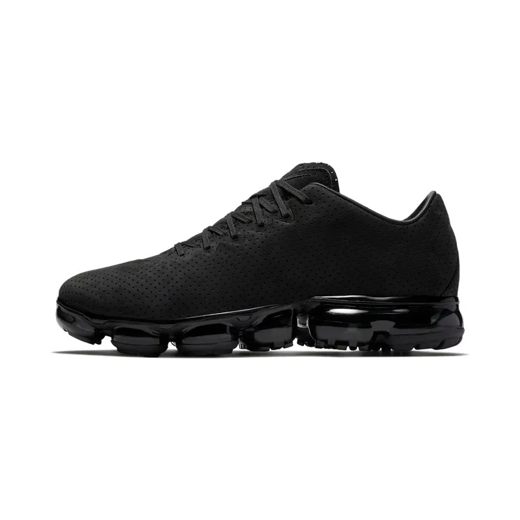 Nike Air VaporMax Leather Triple “Black / Metallic Silver” (AJ8287-001)