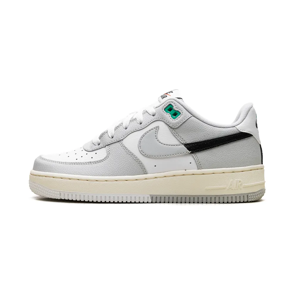 Nike Air Force 1 Low GS “Split – Light Silver” (DZ2660-001)