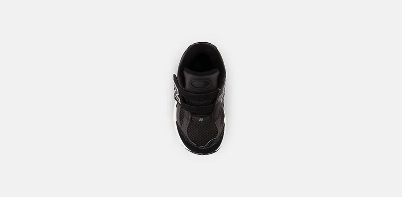 NEW BALANCE 2002 HOOK & LOOP “BLACK / PHANTOM” (IV2002BK)
