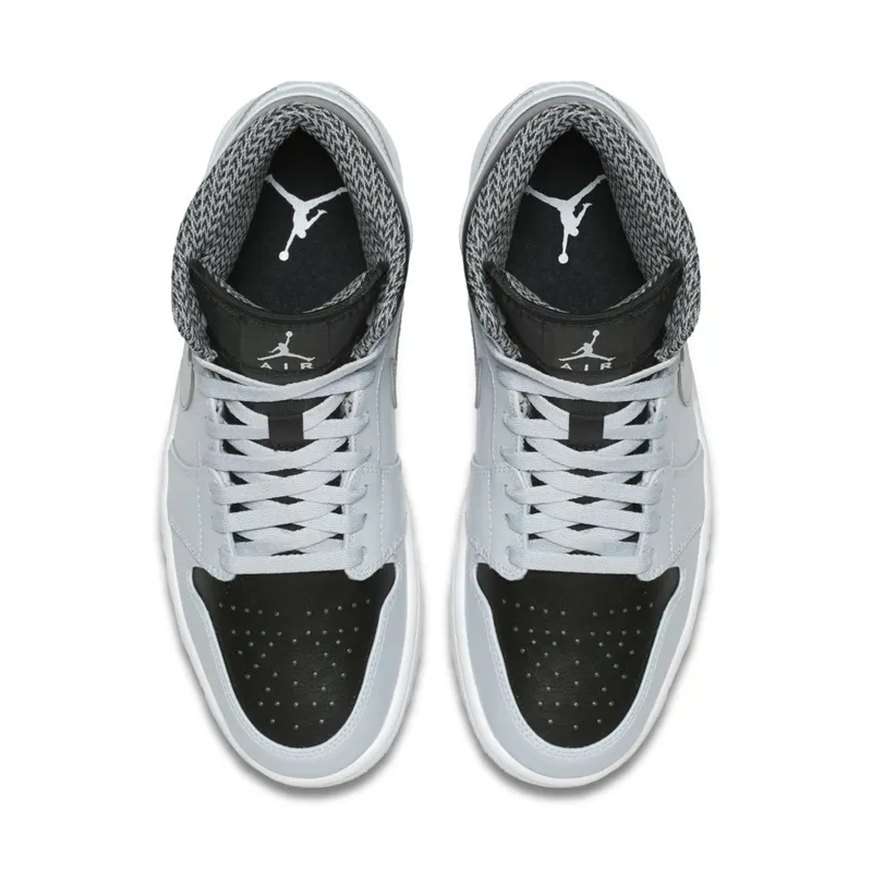 Jordan 1 Mid Pure Platinum Metallic Silver Pure Platinum/White-Metallic Silver-Black (554724-032)
