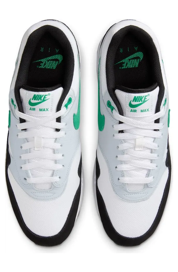 nike-air-max FN6952-100