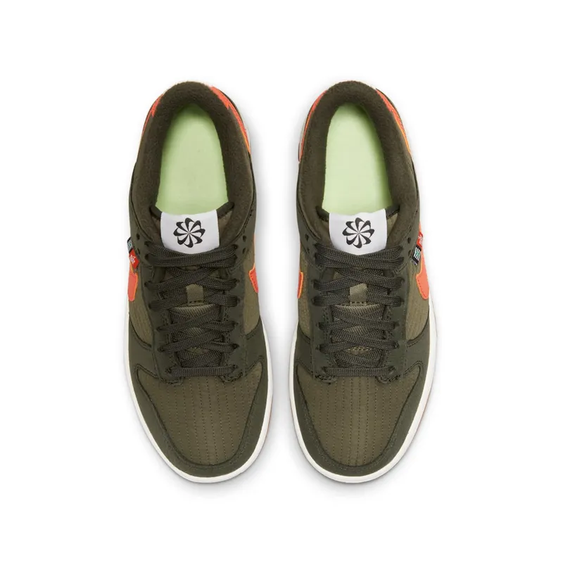 Nike Dunk Low SE Bruin (DC9561-300)