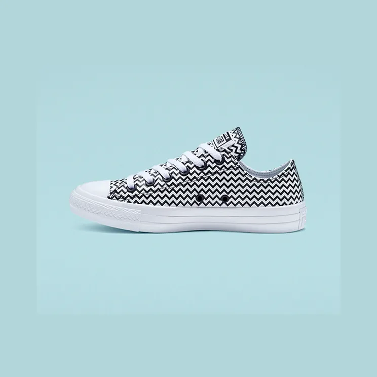 converse-chuck-taylor-all-star 565367C