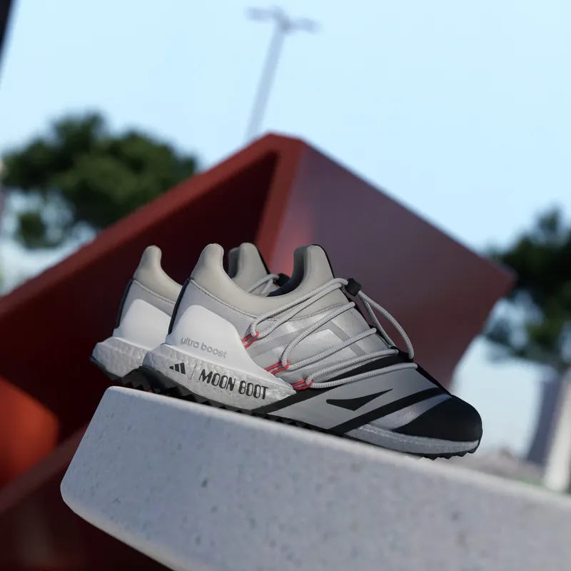 Adidas ADIDAS X MOON BOOT ULTRABOOST 1.0 Silver Metallic / Core Black / Semi Lucid Red (JQ7847)