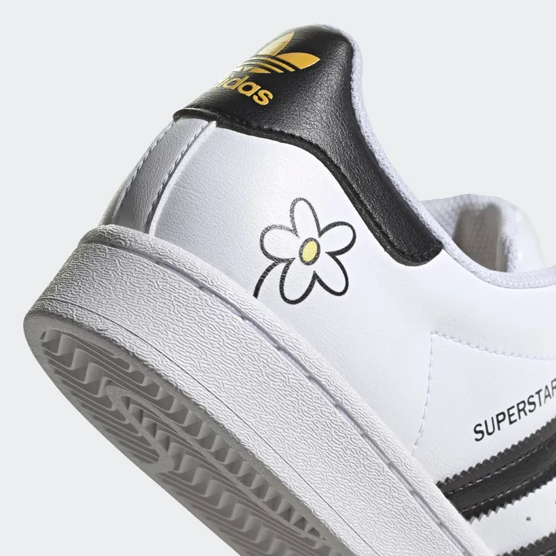 adidas Superstar Cloud White / Core Black / Hazy Yellow (GW2249)