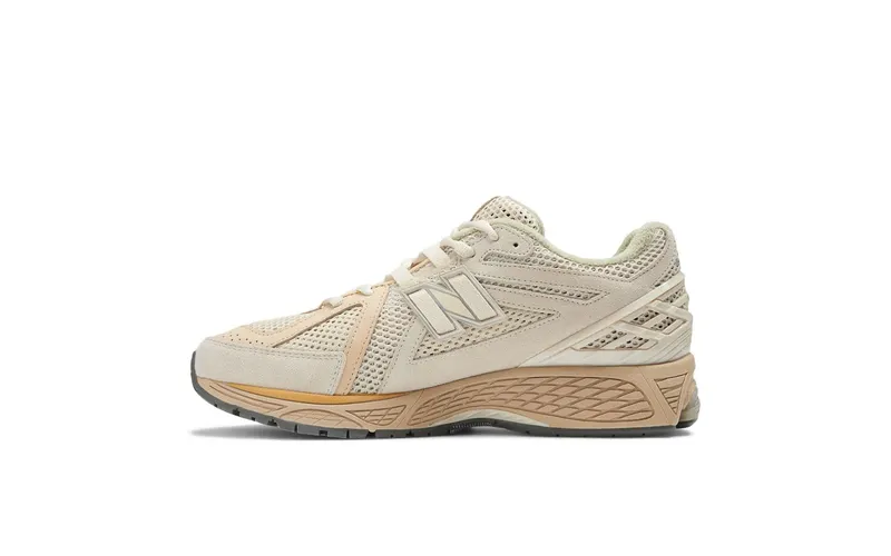 New Balance 1906R AURALEE Bone White (M1906RAU)